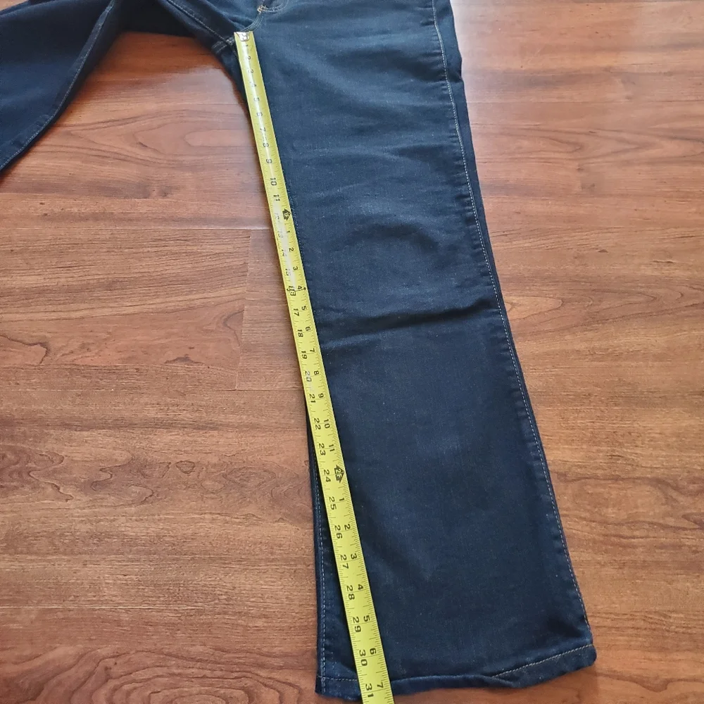 Wrangler Women's Q Baby No Gap Waistband Straight Leg Jeans Size 11/12 x 32